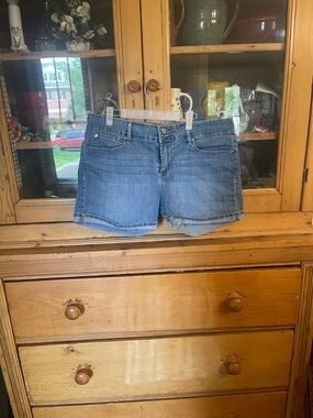 Levi's Medium Blue Denim Women's Shorts